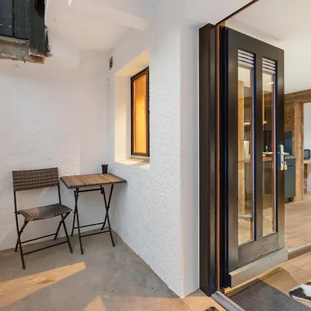 Rénové Au Centre De Appartement *